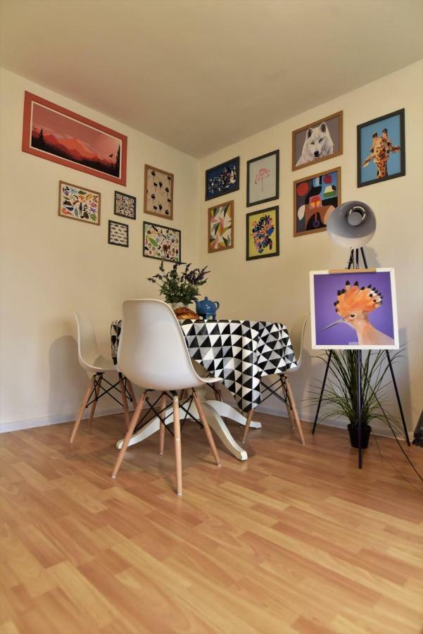 Hello Warsaw! Calm Artistic City Center Apartment *