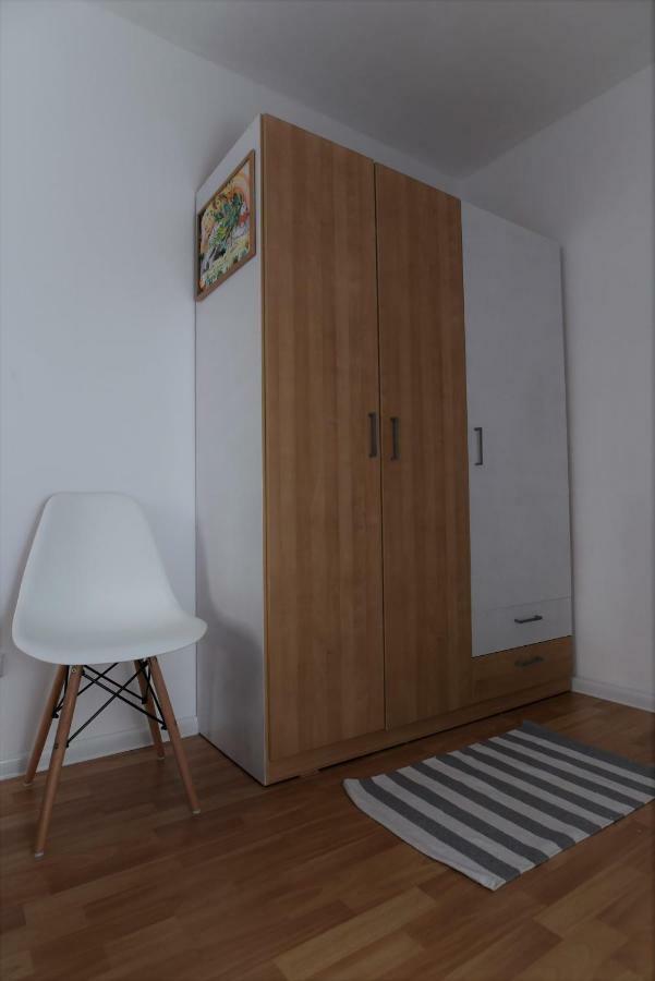 Hello Warsaw! Calm Artistic City Center Apartment Warsaw